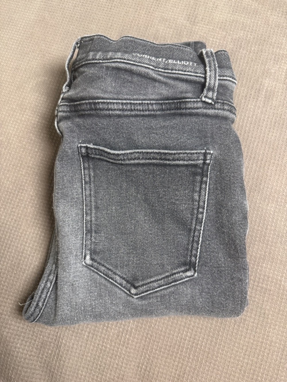 Current/Elliott Washed Cropped Gray Skinny Jeans